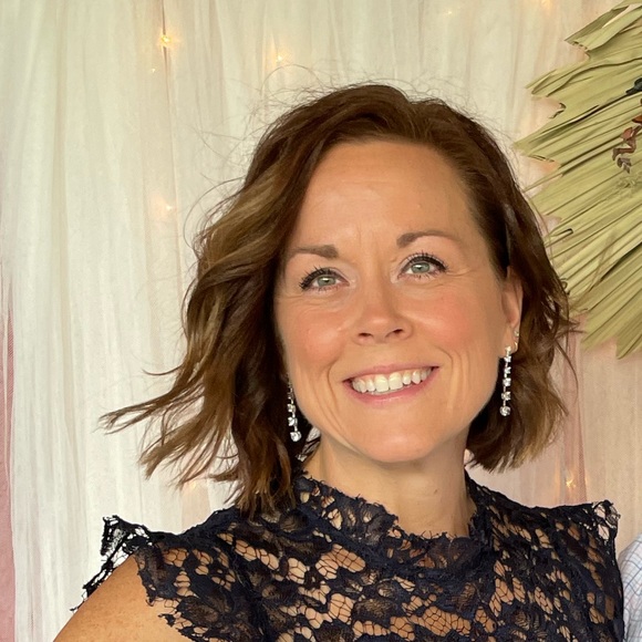 Meet your Posher, Amiee - Picture 1 of 1